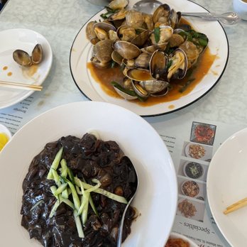 JJamPPong - Ginormous clams and black bean noodles - Chinese Near Me - San Francisco, California JJamPPong - Ginormous clams and black bean noodles - Chinese Near Me - San Francisco, California
