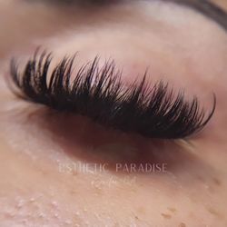 Lash Hideaway - Volume set of lashes