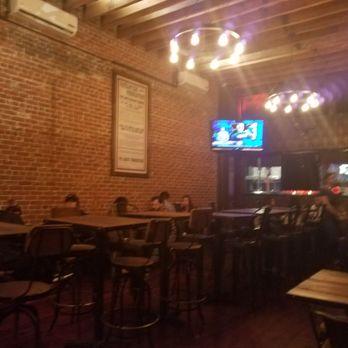 Bread & Barley - Dinning area - Gastropubs Near Me - Covina, California