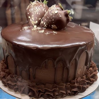 Slate Hill Market - a chocolate cake with strawberries on top - Cafes Near Me - Slate Hill, New York Slate Hill Market - a chocolate cake with strawberries on top - Cafes Near Me - Slate Hill, New York