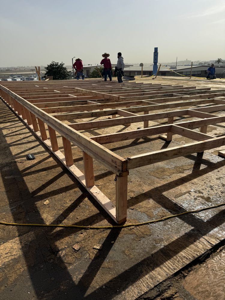 Slide of Capitol Roofing