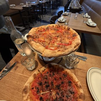 Pizzeria Delfina - Burlingame - Salsiccia Pizza - Italian Near Me - Burlingame, California
