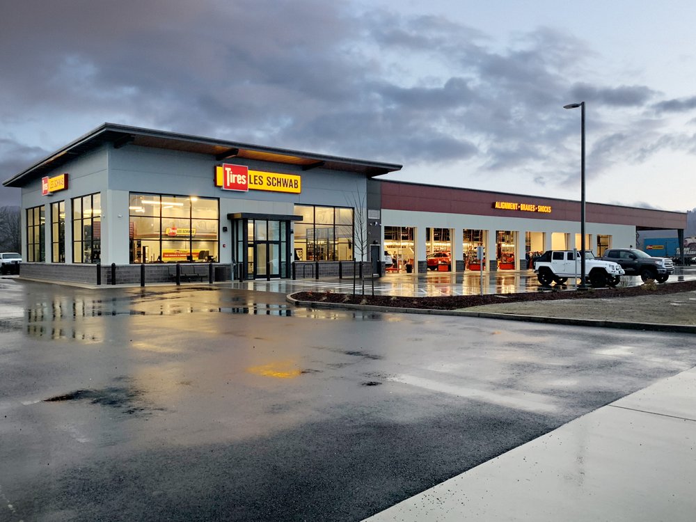 LES SCHWAB TIRE CENTER Updated September 2024 26 Reviews 1980 NW