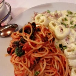 Pizzeria Armando - Spaghetti Putanesca und Tortellini al Pana
