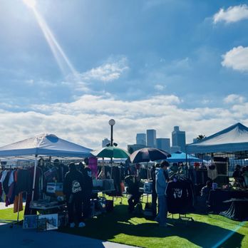 Los Feliz Flea - Flea Markets Near Me - Los Angeles, California Los Feliz Flea - Flea Markets Near Me - Los Angeles, California