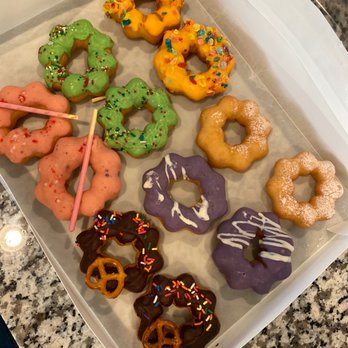Charm City - Dozen donuts - Hawaiian Near Me - Baltimore, Maryland Charm City - Dozen donuts - Hawaiian Near Me - Baltimore, Maryland