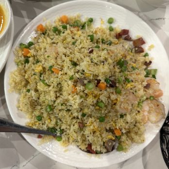 KW Cafe - Yang chow fried rice - IG @bougiefoodieboi - Hong Kong Style Cafe Near Me - Rowland Heights, California