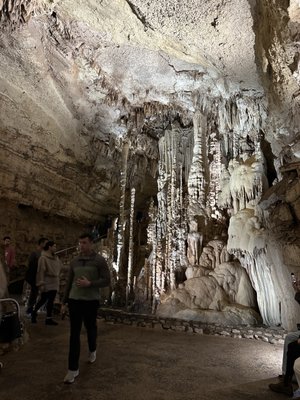 Natural Bridge Caverns by null