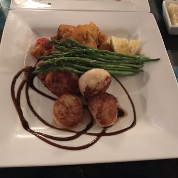 Famous Bistro - Jumbo Scallops to die for. - Italian Near Me - Owensboro, Kentucky Famous Bistro - Jumbo Scallops to die for. - Italian Near Me - Owensboro, Kentucky