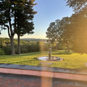 Glenmere Mansion - Grounds - Hotels Near Me - Chester, New York