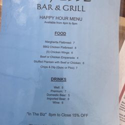 Skylite Bar & Grill