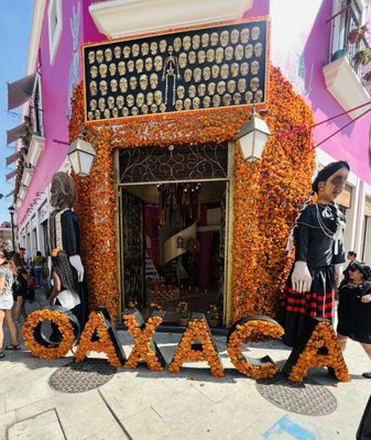 Zócalo de la Ciudad de Oaxaca (Plaza de La Constitución) by null