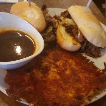 The Hen & The Hog - French dip with cheesy hashbrowns - New American Near Me - Albertville, Minnesota The Hen & The Hog - French dip with cheesy hashbrowns - New American Near Me - Albertville, Minnesota
