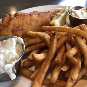 Scuttlebutt Brewing Company - Halibut and chips - American Near Me - Everett, Washington