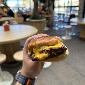 Small Cheval- Rosemont - Burgers Near Me - Rosemont, Illinois Small Cheval- Rosemont - Burgers Near Me - Rosemont, Illinois