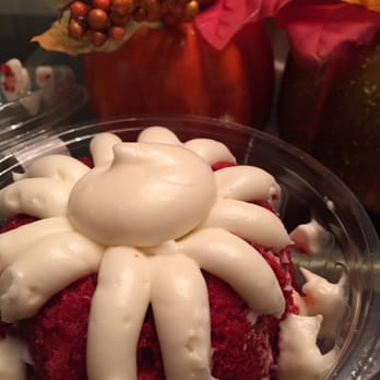 Nothing Bundt Cakes - Yummy! - Bakeries Near Me - Pasadena, California