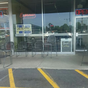 Funky Java Coffee House - Outside of the coffee house - Coffee & Tea Near Me - Villa Park, Illinois