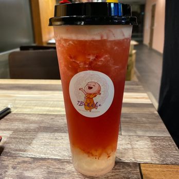 7Buddha Tea House & Desserts - Cheese Strawberry with Cheese Cream and crystal boba - Desserts Near Me - Murray, Utah
