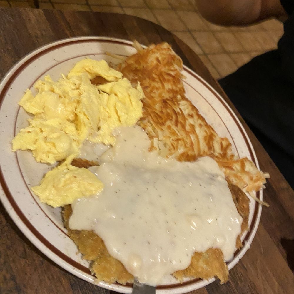 Wagon Wheel Restaurant - Chicken fried steak breakfast - American Near Me - Needles, California