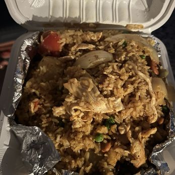Mai Thai Restaurant - Chicken pineapple fried rice - Thai Near Me - Oak Harbor, Washington