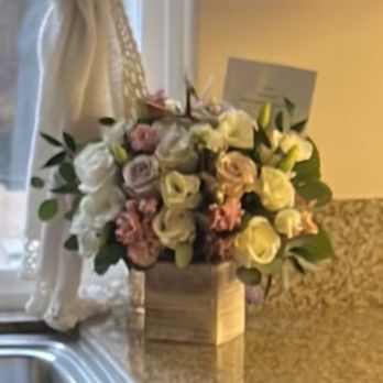 Le Fleur IV - Florists Near Me - Costa Mesa, California