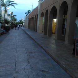 Acorazado Cafe