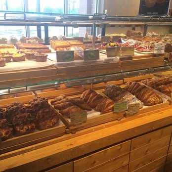 Tous Les Jours - UHHHH MAAA GAWWWD - Bakeries Near Me - Glenview, Illinois