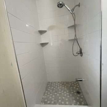 LNL Plumbing - Completed bathroom stall - Plumbing Near Me - Honolulu, Hawaii LNL Plumbing - Completed bathroom stall - Plumbing Near Me - Honolulu, Hawaii