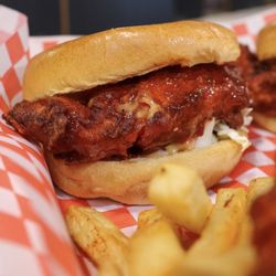 Simba’s Hot Chicken
