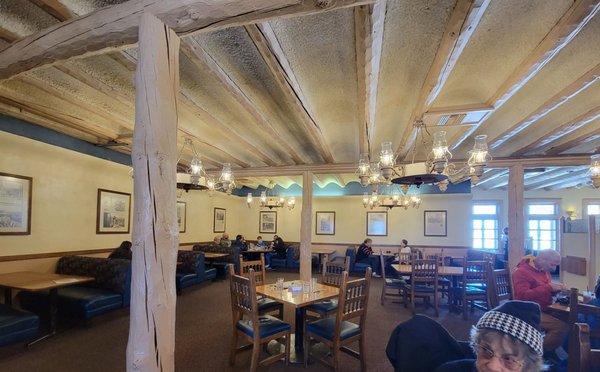 Fred Harvey Tavern by null