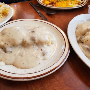Evergreen Cafe - American Near Me - Wrightwood, California Evergreen Cafe - American Near Me - Wrightwood, California