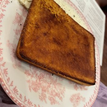 Joyce - Cornbread - Southern Near Me - Los Angeles, California Joyce - Cornbread - Southern Near Me - Los Angeles, California