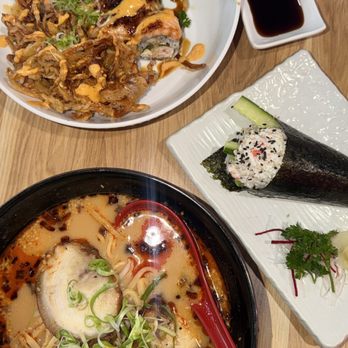 Giant Ramen and Sushi - Ramen Near Me - Fullerton, California Giant Ramen and Sushi - Ramen Near Me - Fullerton, California