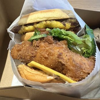Shake Shack - Penn Station - SmokeShack and Chick'n Shack - Burgers Near Me - New York, New York Shake Shack - Penn Station - SmokeShack and Chick'n Shack - Burgers Near Me - New York, New York