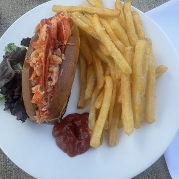 Gatsby Jones Beach - Lobster roll - Cocktail Bars Near Me - Wantagh, New York Gatsby Jones Beach - Lobster roll - Cocktail Bars Near Me - Wantagh, New York