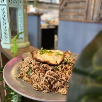 OMELI Kitchen - Beef belly and bone marrow fried rice IG: Missfoodaddict - Vietnamese Near Me - Fullerton, California OMELI Kitchen - Beef belly and bone marrow fried rice IG: Missfoodaddict - Vietnamese Near Me - Fullerton, California