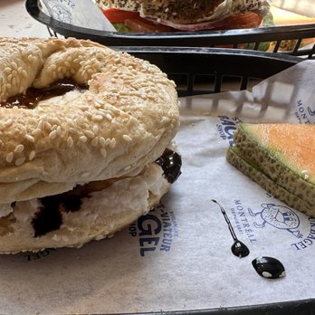 St-Viateur Bagel - Bagels Near Me - Montreal, Quebec St-Viateur Bagel - Bagels Near Me - Montreal, Quebec