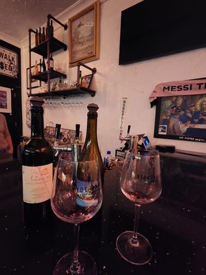 Sidewalk Bottleshop by null