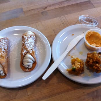Scolari's Good Eats - Chocolate chip cannoli & hush puppies - Burgers Near Me - Alameda, California Scolari's Good Eats - Chocolate chip cannoli & hush puppies - Burgers Near Me - Alameda, California