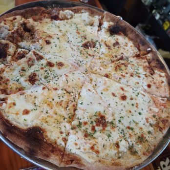 Newbridge Inn - White bar pizza!!! - Pubs Near Me - Merrick, New York Newbridge Inn - White bar pizza!!! - Pubs Near Me - Merrick, New York