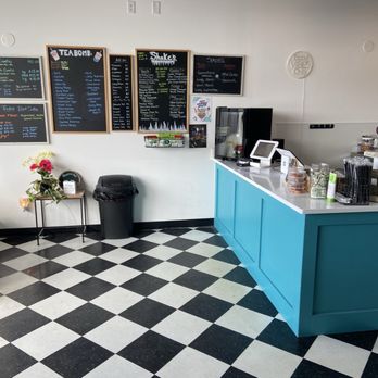 Richland Nutrition - Front counter/menu - Coffee & Tea Near Me - Richland, Michigan Richland Nutrition - Front counter/menu - Coffee & Tea Near Me - Richland, Michigan
