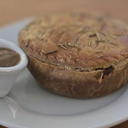 Fat Hen Brewing Company - Steak and Ale pie