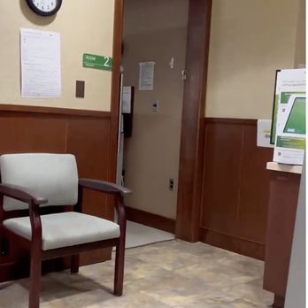 Quest Diagnostics - The only one in there - Laboratory Testing Near Me - Ventura, California