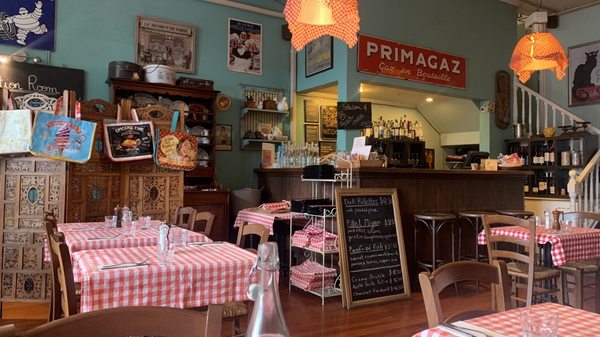 Le Garde-Manger by null