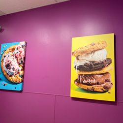Insomnia Cookies