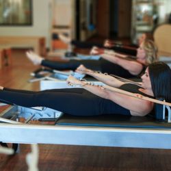 Simply Pilates - Hundred on the reformer