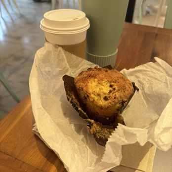 Blondies Bagels & Cafe - Bagels Near Me - Charleston, South Carolina