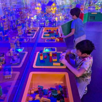 LEGO Discovery Center - Kids Activities Near Me - Springfield, Virginia