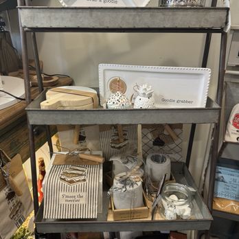 Paisley Candle And Home - Gift Shops Near Me - Kearney, Missouri Paisley Candle And Home - Gift Shops Near Me - Kearney, Missouri