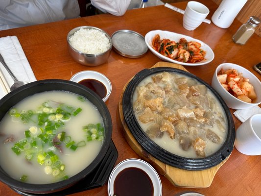 Han Bat Restaurant by null